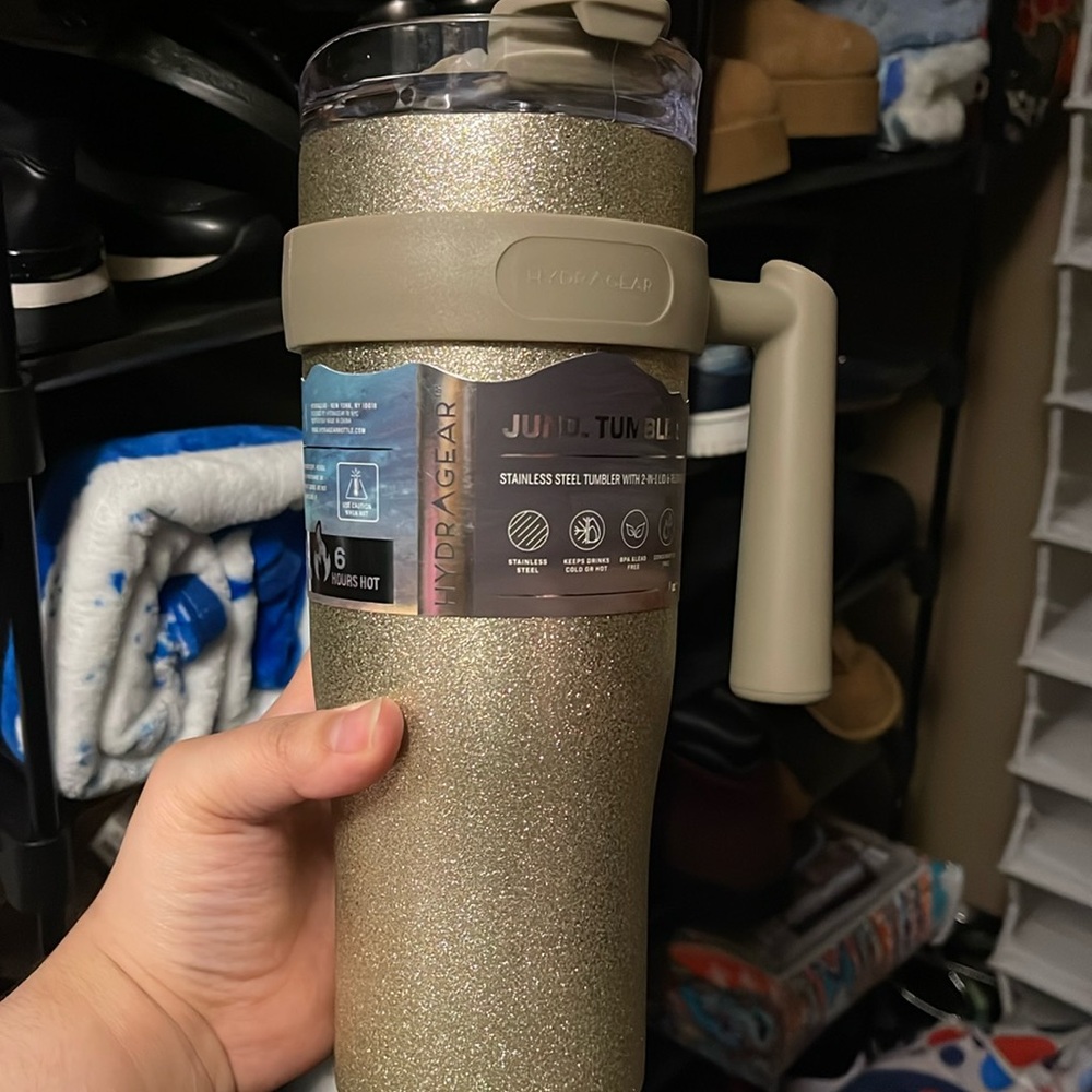 Hydra Gear Gold Glitter Tumbler